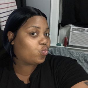 Meet your Posher, Ashleigh